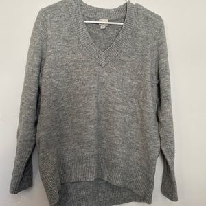 A new day grey sweater size medium